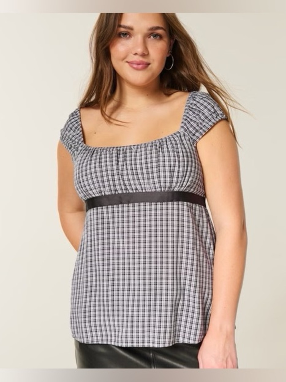 Hollister Y2K style babydoll tie back plaid top size medium